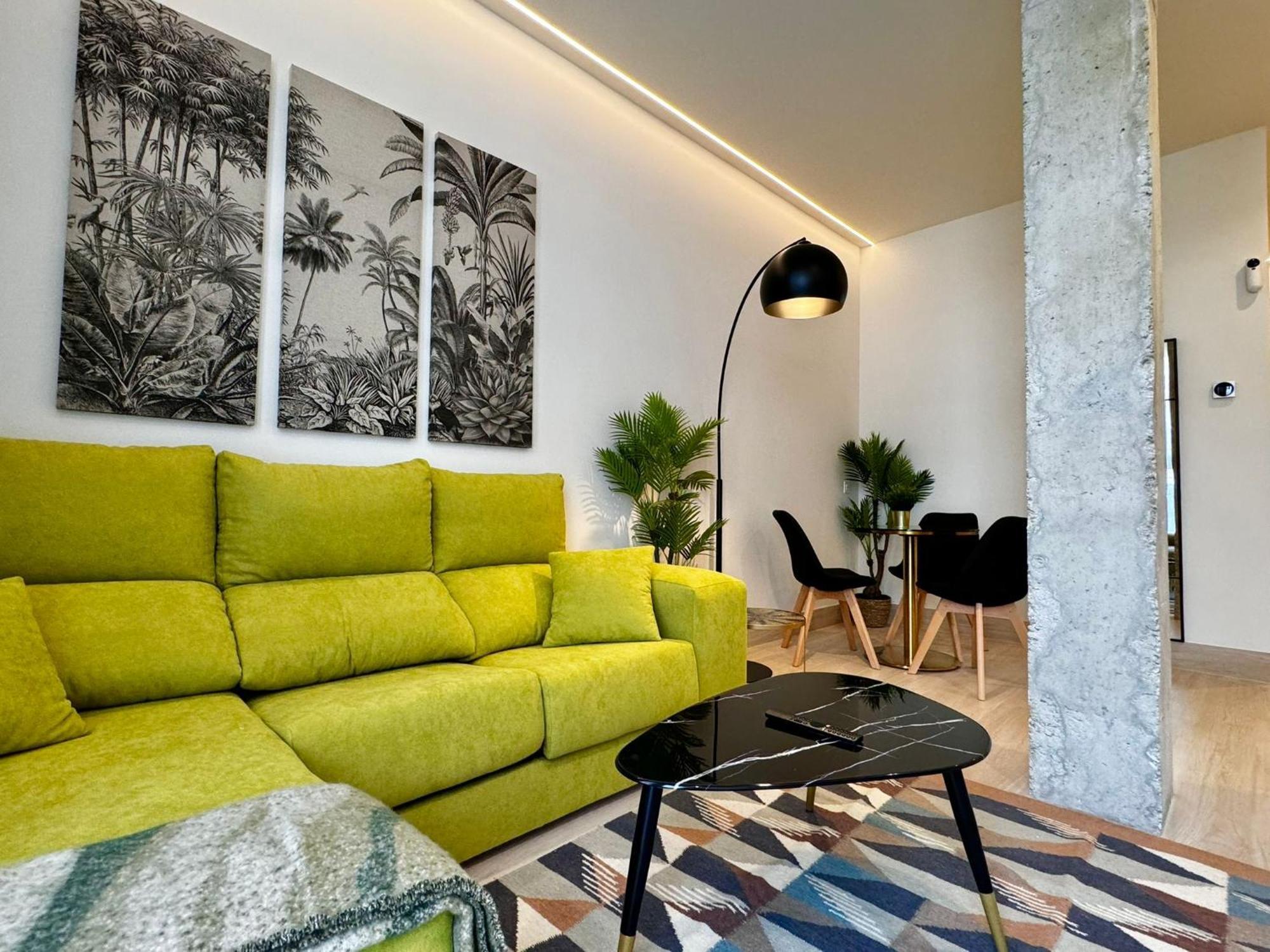 Apartamentos Orilla Del Bernabeu Madrid Eksteriør billede