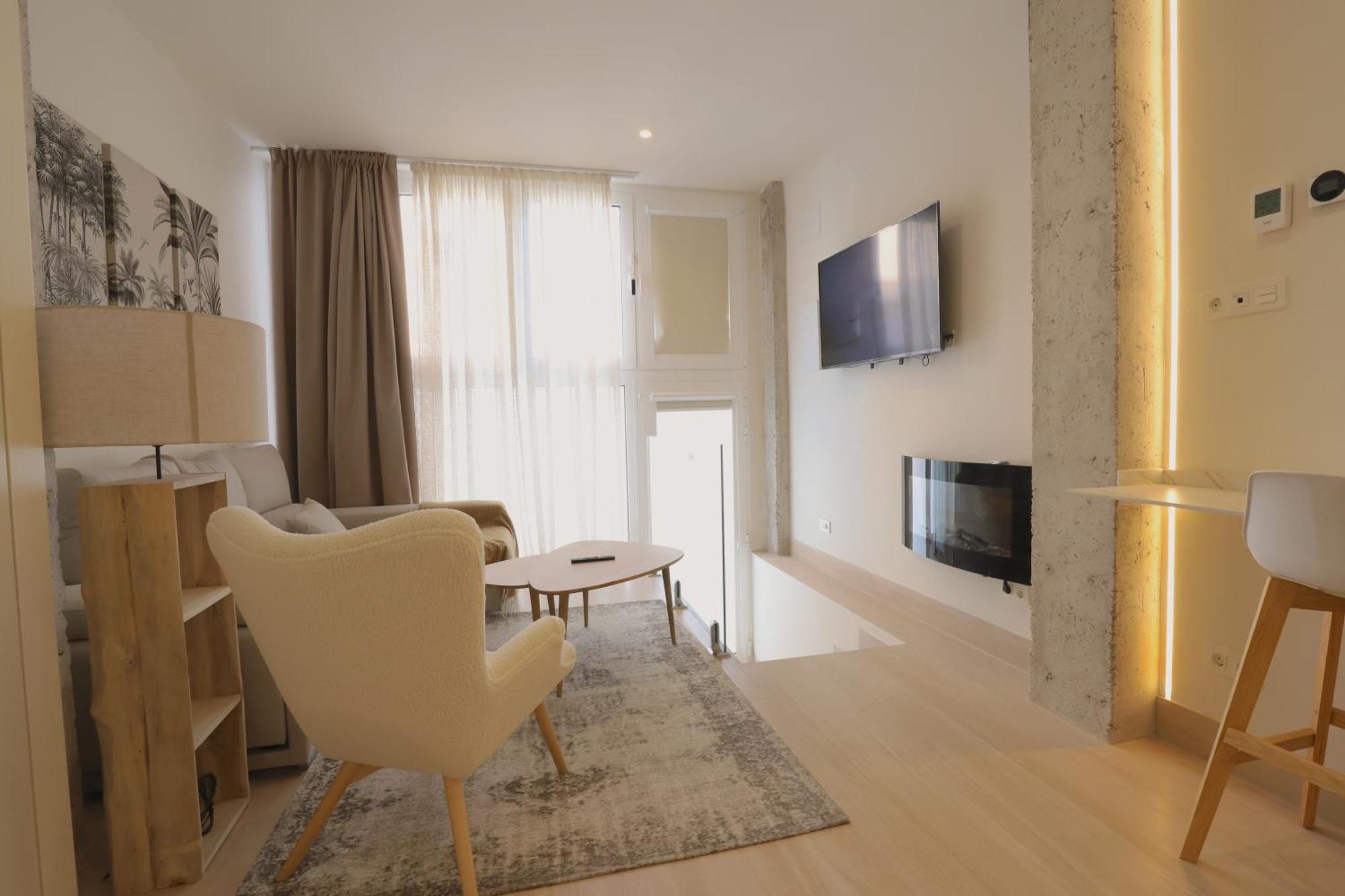 Apartamentos Orilla Del Bernabeu Madrid Eksteriør billede