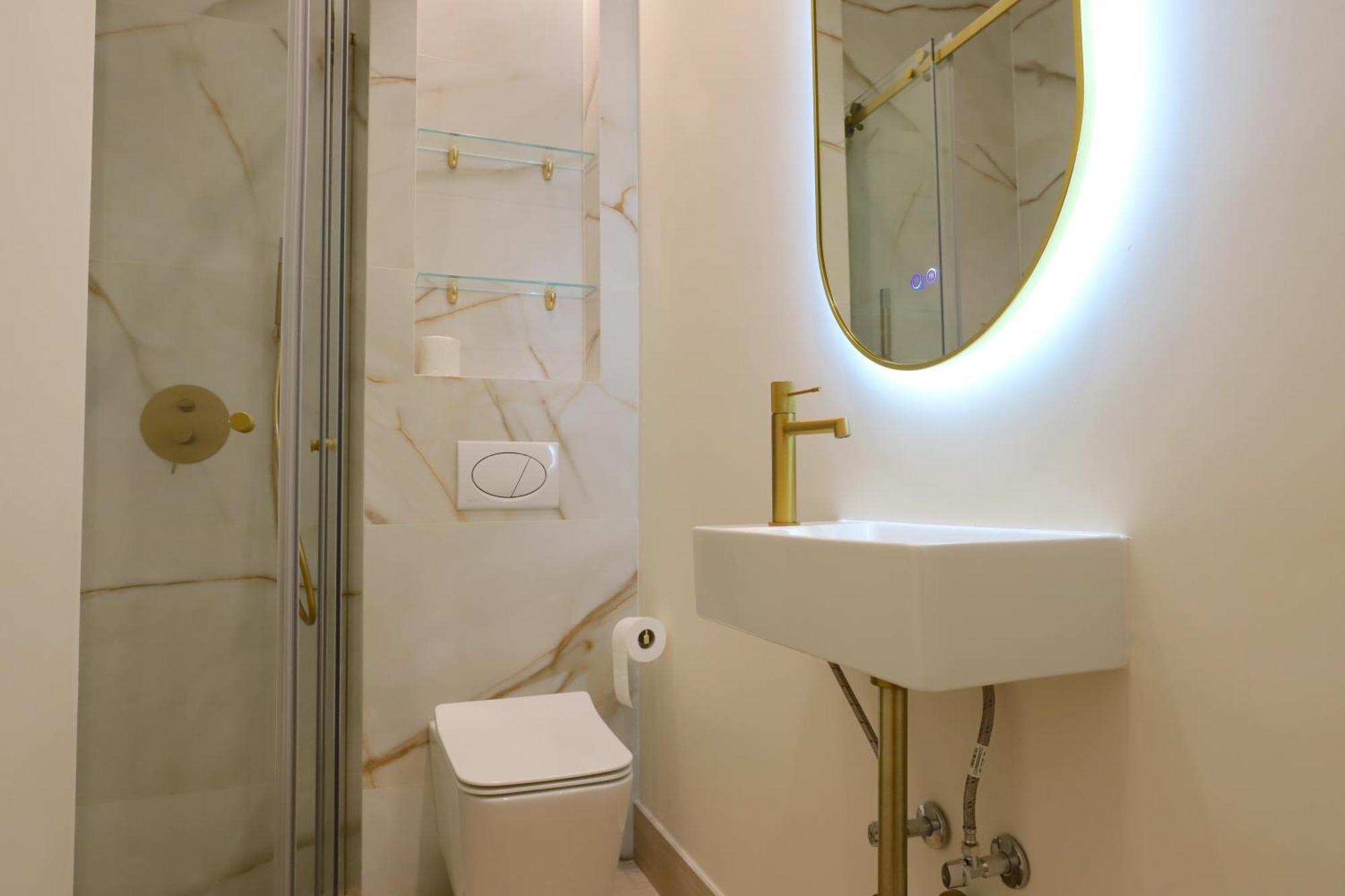 Apartamentos Orilla Del Bernabeu Madrid Eksteriør billede