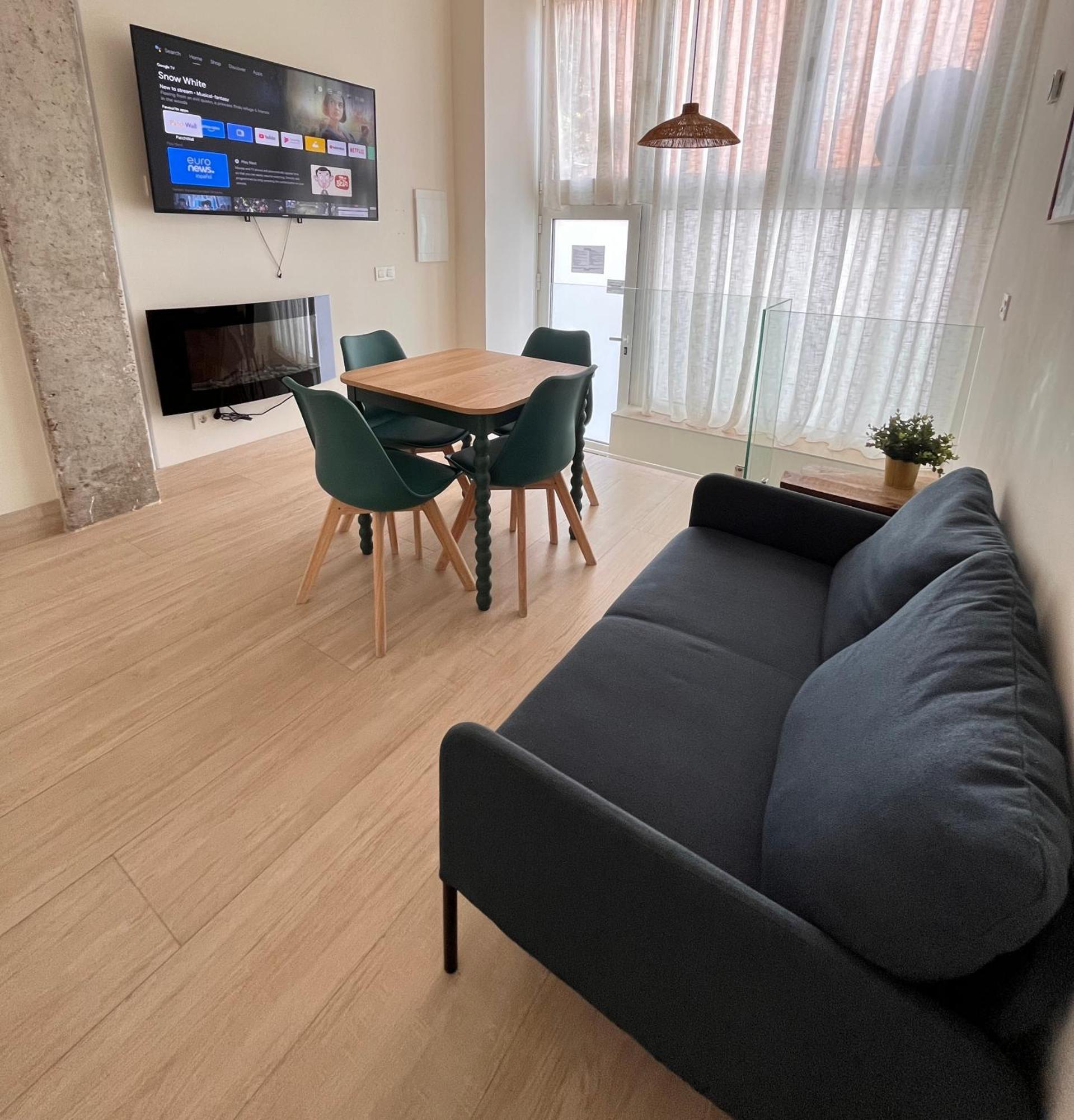 Apartamentos Orilla Del Bernabeu Madrid Eksteriør billede